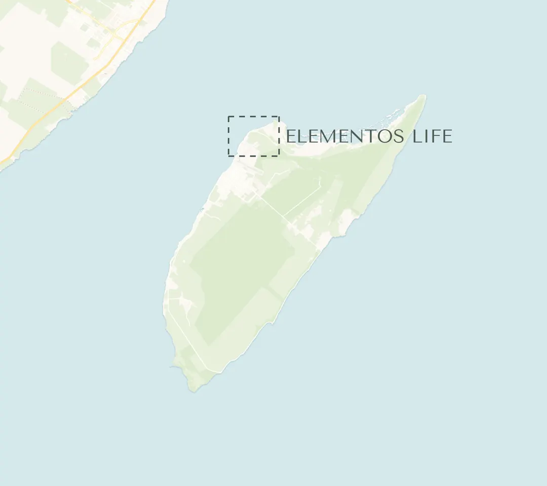 Mapa de la isla de Cozumel con la zona hotelera norte señalada en la costa occidental